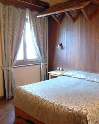 Le Village Guest house Montjovet